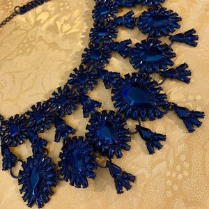 Black flower necklace